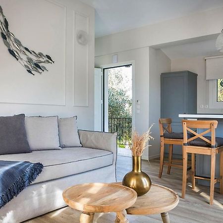 Kástron Julia'S Luxury Suites, Cephallonia Near Argostoli מראה חיצוני תמונה